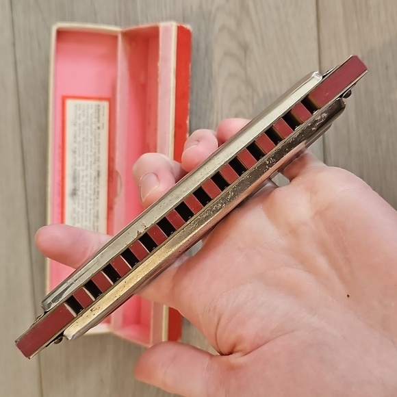 Vintage Marine Band Harmonica - Picture 5 of 16